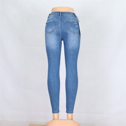 Frauenhose Baumwolle zerrissene Jeans