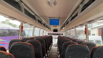 Used RHD 55 seats luxury bus coach bus