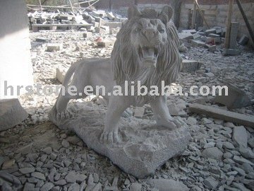 Tiger sculpture