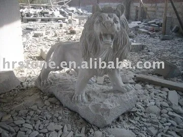 Tiger sculpture