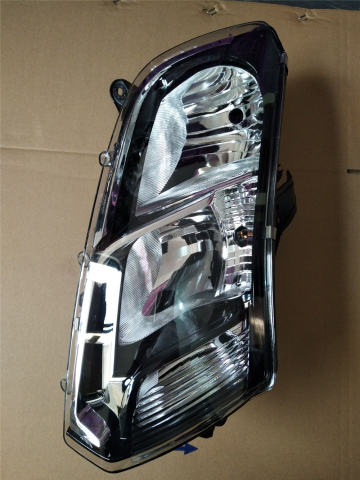 New Logan 2014 Headlamp Front Light