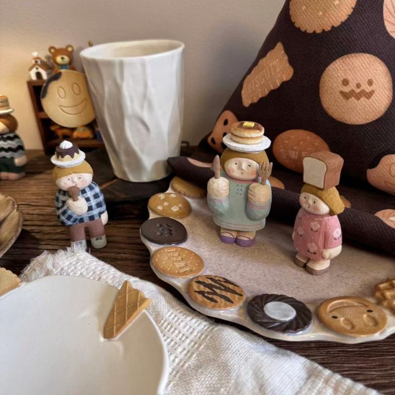 Creative French Cookie-Shaped Dinnerware for Artistic Dining