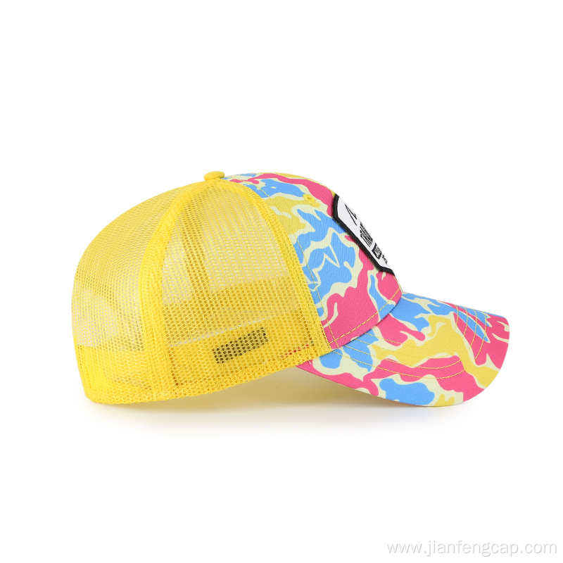 Colorful print trucker cap with woven label