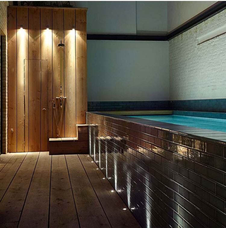 LED recessed underwater pool light