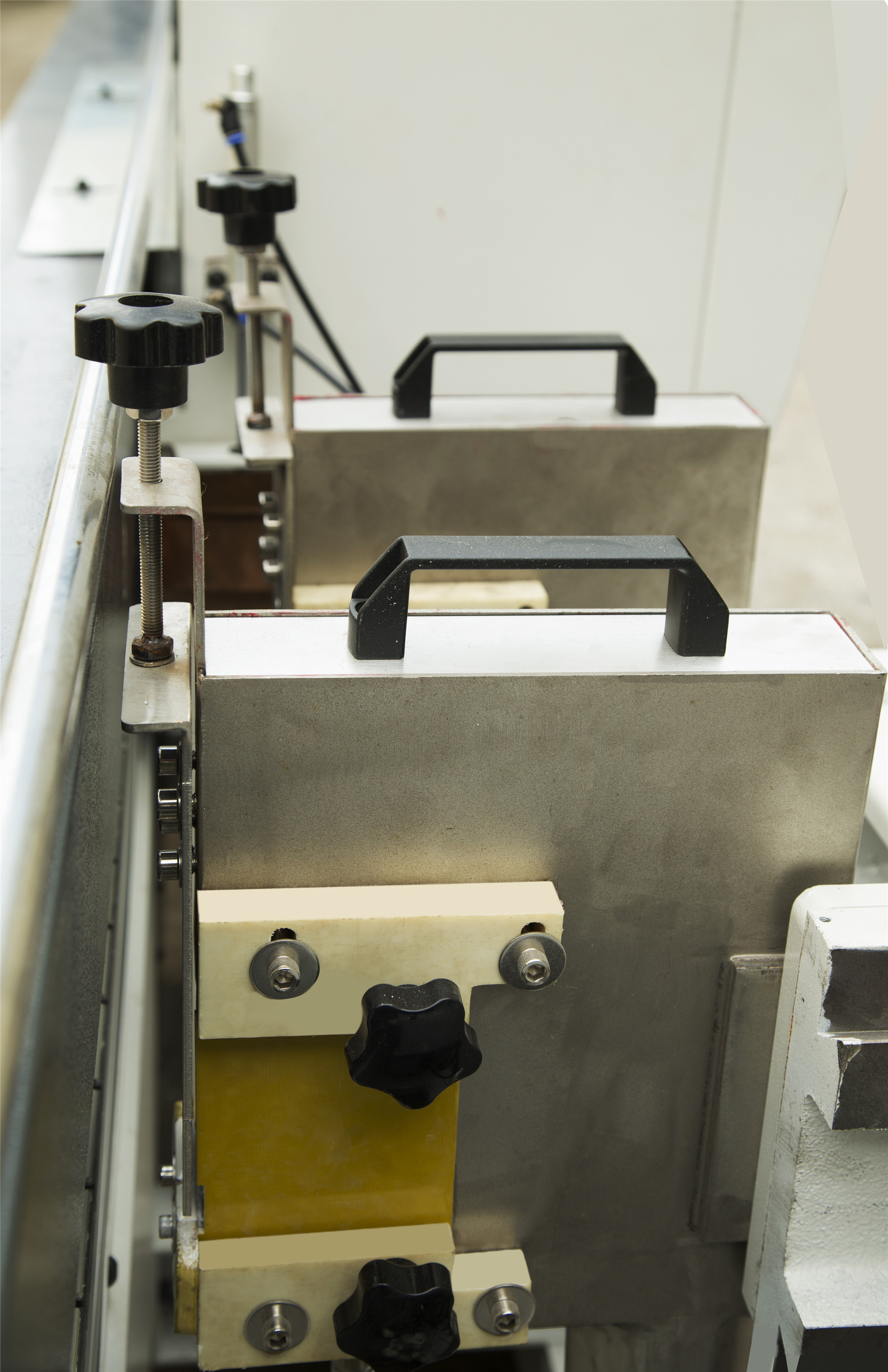Linear UV Paint Vacuum Edge Spraying Milling Machine