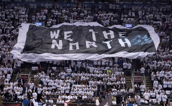 Tigo fans flag