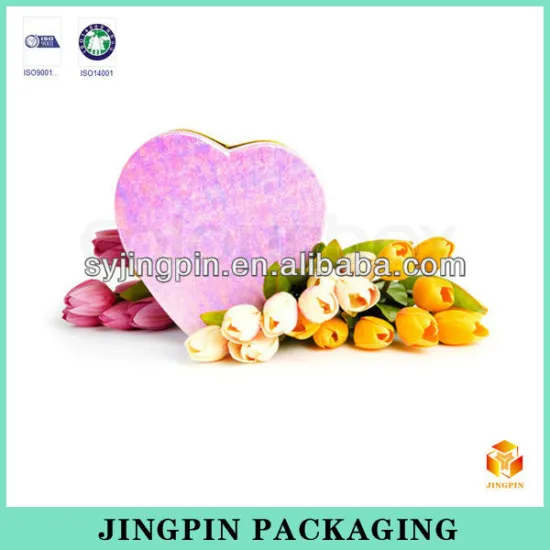 Pink heart shape gift box for flowers