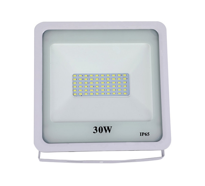 Uniformly illuminated outdoor LED floodlights