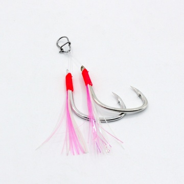 2pcs/Set mit hohen Kohlenstoffstahl-Doppelassistentenhaken mit leuchtenden Seiden- und Schnappmetall-Jigs zum Angeln