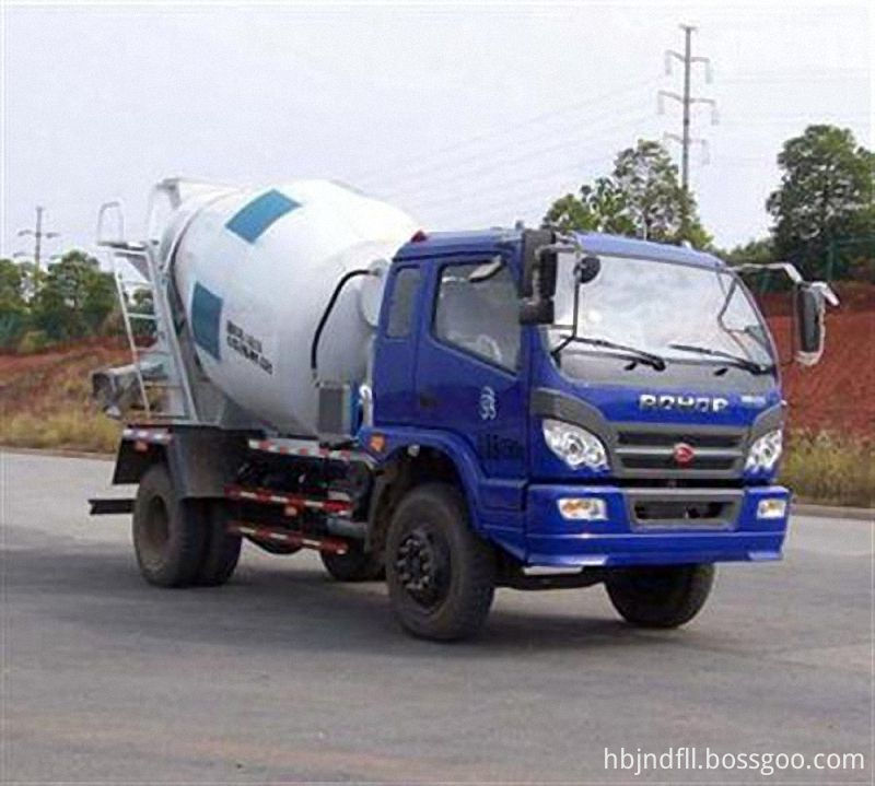 Cement Mixer Truck 4