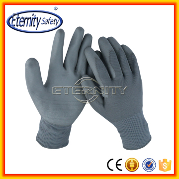 Grey HDPE Fibres Seamless Textile Coated Gloves in Dirty Enviroment