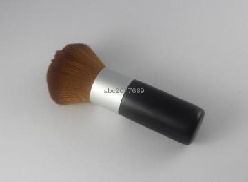 Professional Goat hair powder/foundation brushes with natural hair