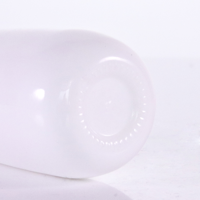 شكل خاص زجاج أبيض أوبال مع أغطية أرجوانية