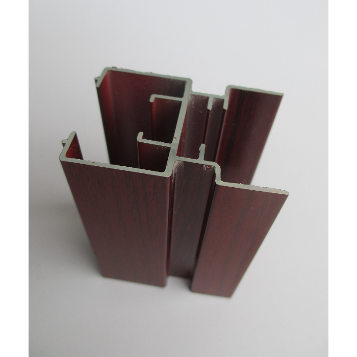 פרופילי דלתות וחלונות אלומיניום מעץ