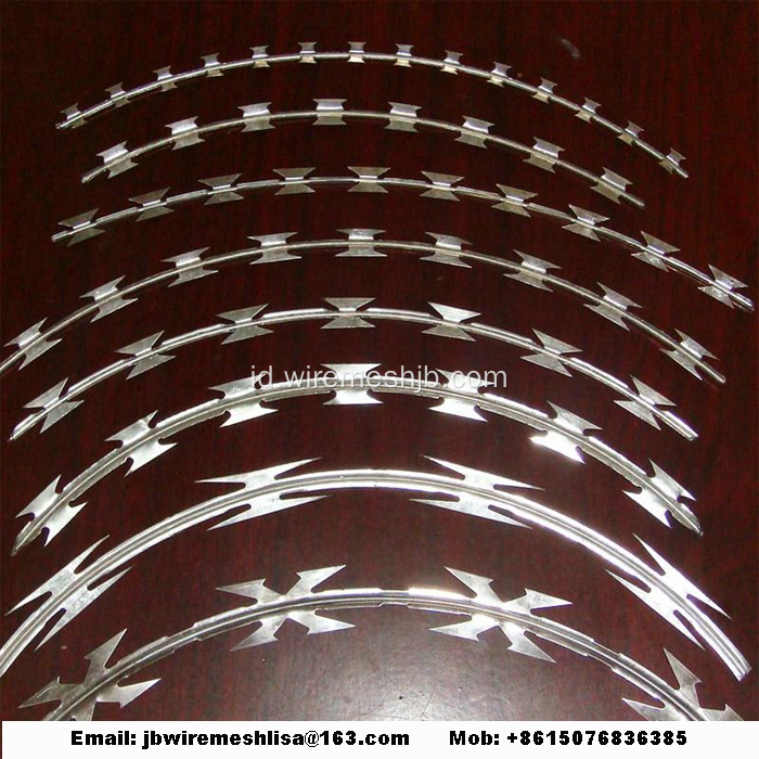 BTO-22 Hot Dicelup Galvanized Concertina Razor Wire