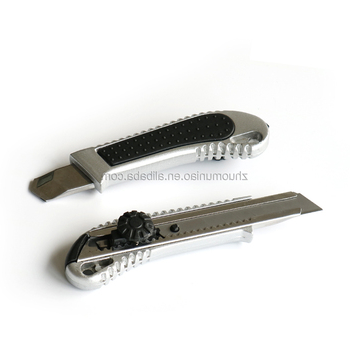 Cuchillo útil del cortador del metal de la hoja de la anchura del 18M M del OEM con el empujador rotatorio bloqueable