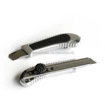OEM Useful 18MM Width Blade Metal Cutter Knife With Lockable Rotary Pusher