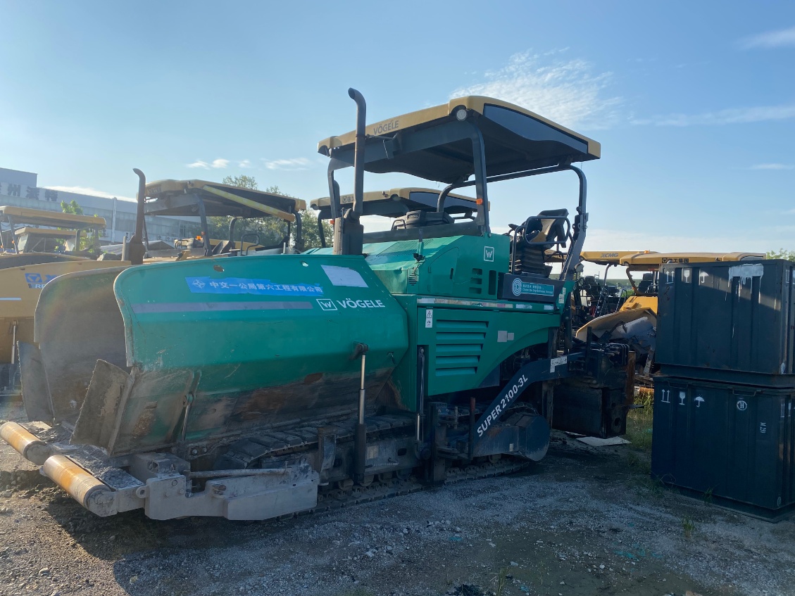 VOLVO Asphalt Pavers Concrete Equipment