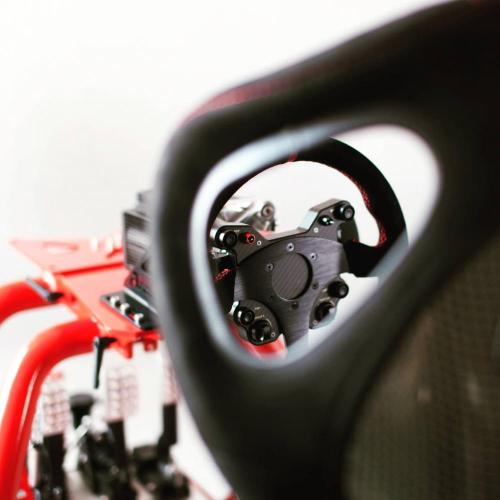 simulator NEX red with carbon fiber seat