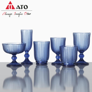 Kelchset aus geprägtem blauem Glas der Rattan-Serie