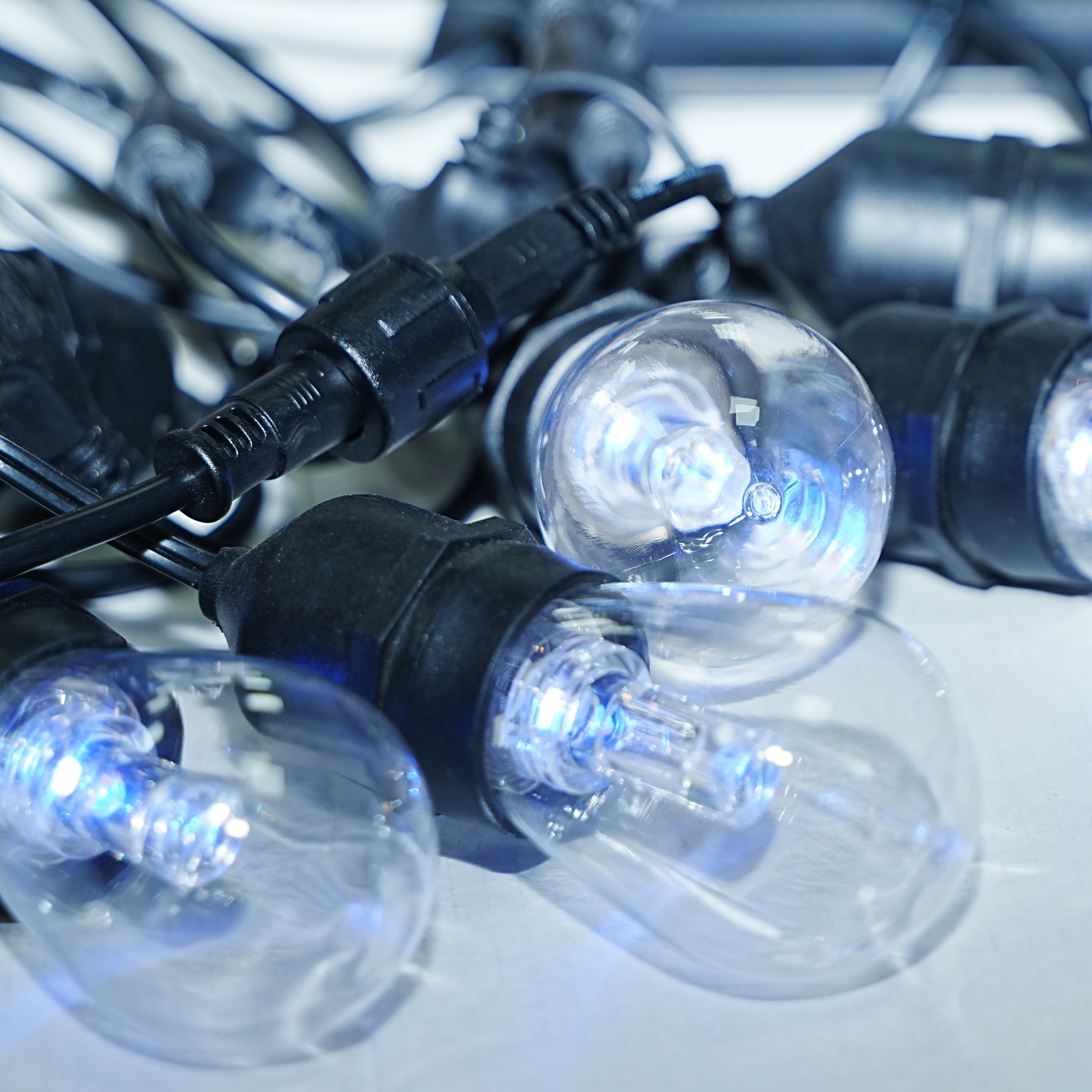 Outdoor solar light string