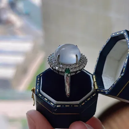 Natural emerald jade chalcedony agate ring