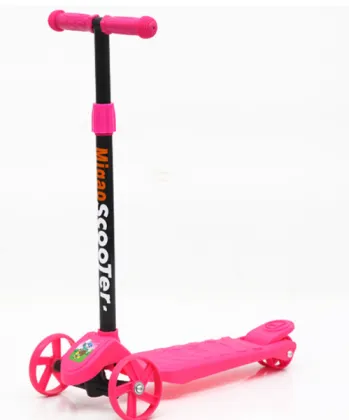 Michael Scooter: Three Wheels vs Four Wheels