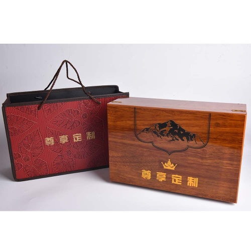 Custom Wooden Gift Wine Box
