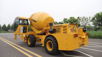 XCMG Advanced Concrete Truck with Automatic Loading System