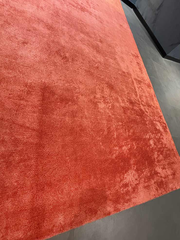 Red Machine-Woven Carpet