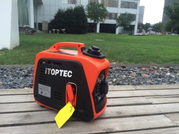 Sıcak satış Yüksek Güçlü Taşınabilir 1000 W sessiz benzinli jeneratör