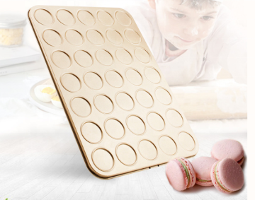 Golden Non-Stick Stainless Steel Small Cookie Baking Tray for Macarons