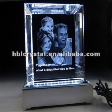 Elegant 3D crystal with led base