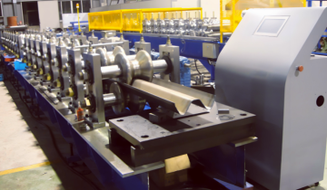 Highway double wave guardrail plate roll forming machine