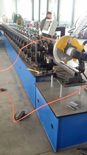 Silenced Guide Making Machine For Shutter Door