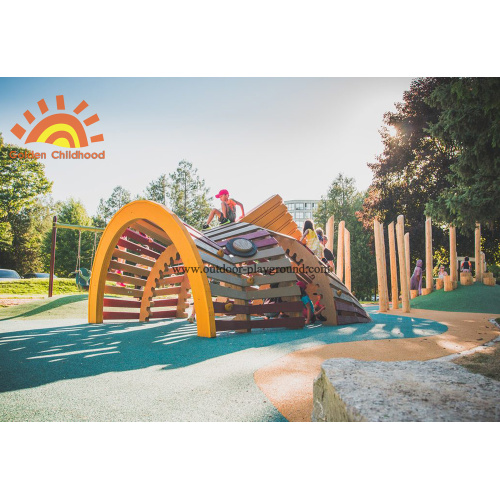 Escultura de madera al aire libre escalador para niños