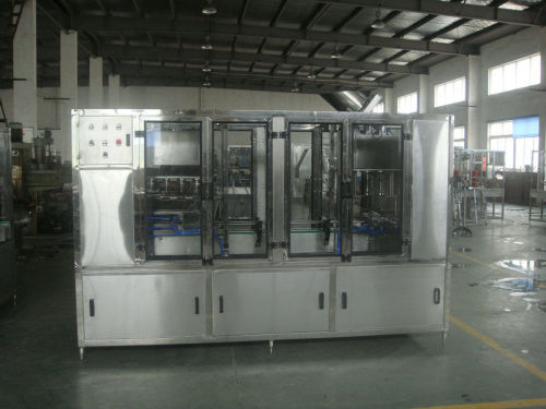 1000 Bottles / Hour Linear Water Bottling Line , Liquid Bottle Filling Machine