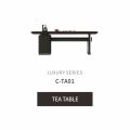 Mesa de café de madera con estantes