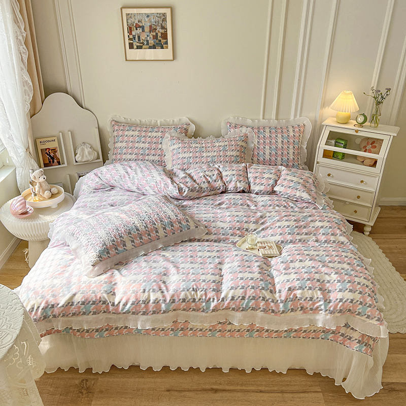 Bed Spread Set 2 Jpg