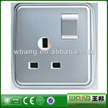 Flexible Switched Surface Mounting Socket Outlet