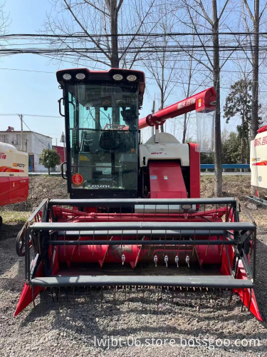 RG70 Agricultural Machine: Lovol Combine Harvester for Wheat and Rice
