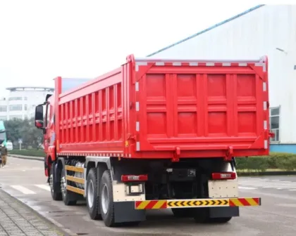 SAIC Hongyan 8x4 8.2m Dump Truck