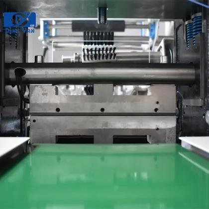 Horizontal Packing Machine for Flow Packing Medical Gauze and Dressings