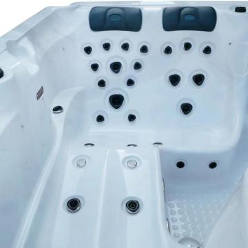 Jacuzzi spa massage hot tub