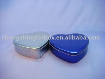 HB709 - biscuit tin box