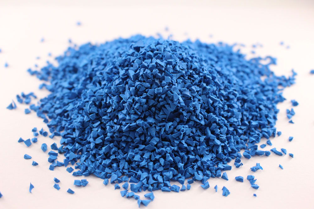 Blue rubber particles