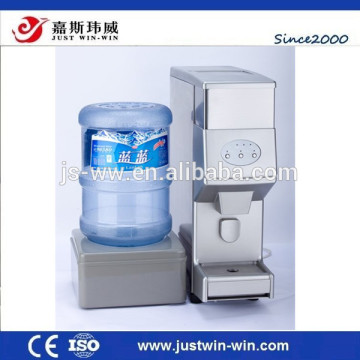 Mini Portable Ice Maker - 9 piece make time 6~13 min 220V