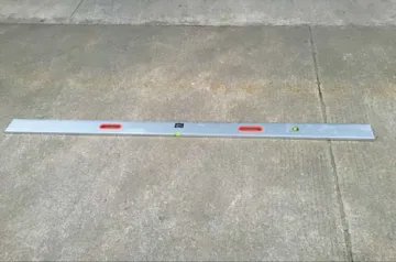 2000mm Aluminum Screeding Edges with Vail