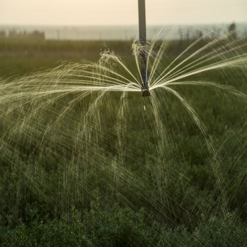 Types of agricultural irrigation systems
