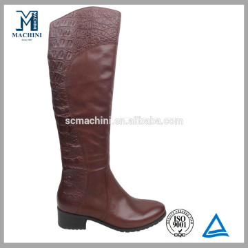 Emboss pattern cheap wholesale women winter boots factory